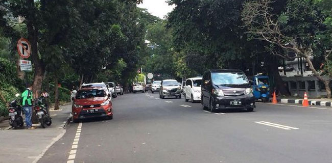 Kasat Lantas Medan: Parkir Dibadan Jalan Penyebab Kemacetan Arus Lalulintas Di Medan