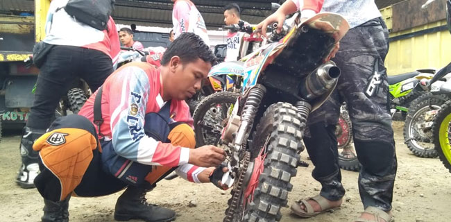 Cek Motor Trail
