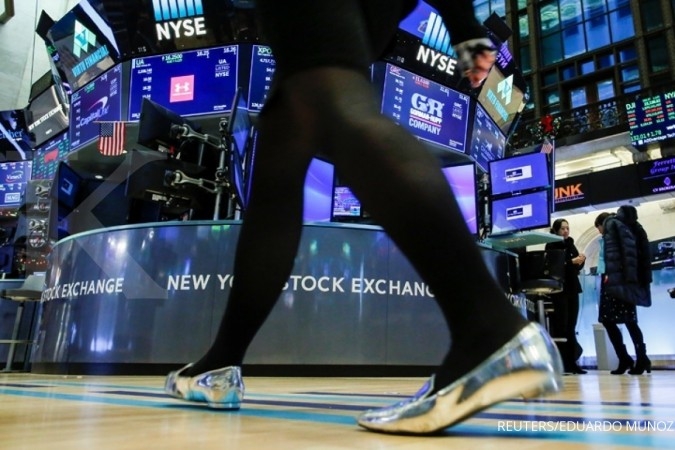 Wall Street tergelincir di Pasar Spot