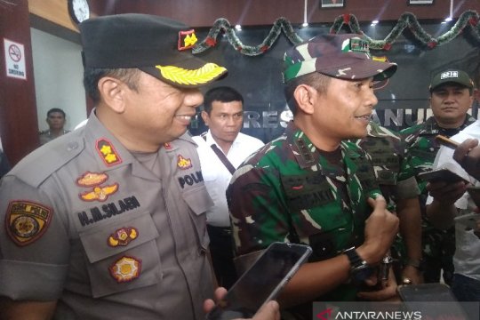 7 Orang Terluka Akibat Bentrok TNI dan Polri di Taput