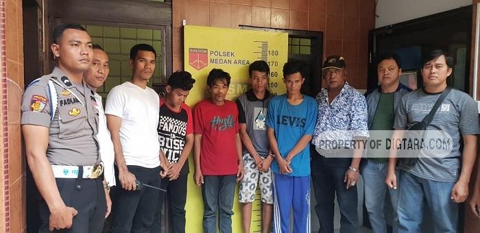 Lagi Asik Berjudi, 6 Bandit Curanmor Diringkus Polisi