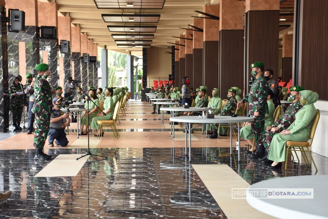Kasad Terima Laporan Kenaikan Pangkat 70 Perwira Tinggi TNI AD