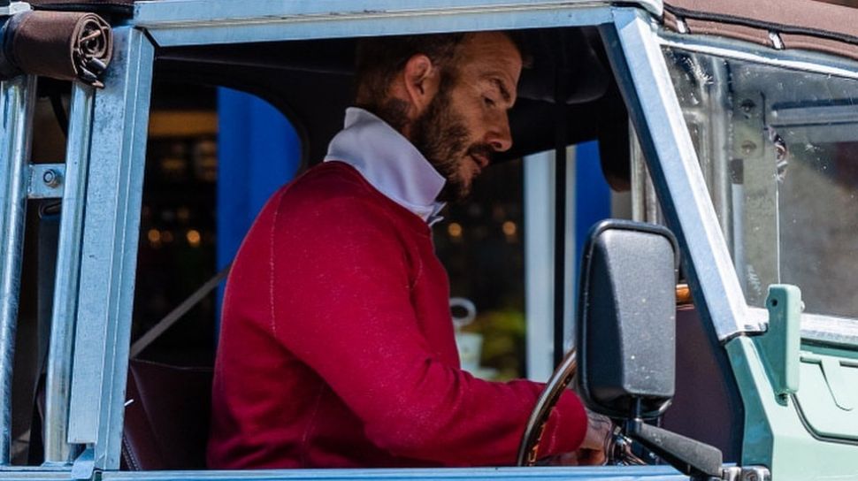 Ke Pasar, David Beckham Boyong Mobil Tua Land Rover Klasik