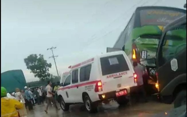 Kronologi Bus Pembawa Jamaah Haji Labura Terlibat Kecelakaan di Asahan