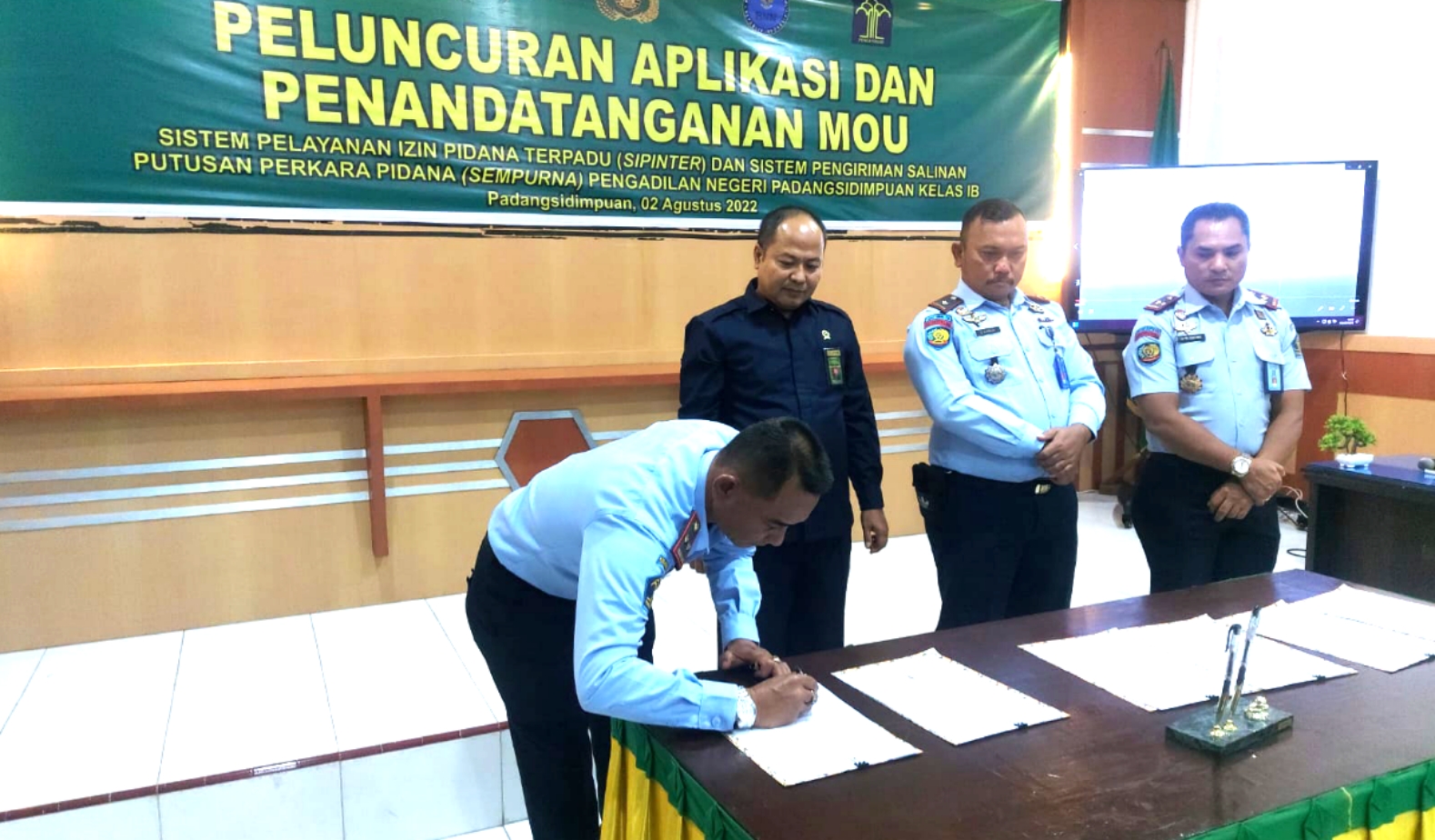 Kalapas Klas IIB Padangsidimpuan Ikuti Launching dan MoU Aplikasi Sipinter dan Sempurna