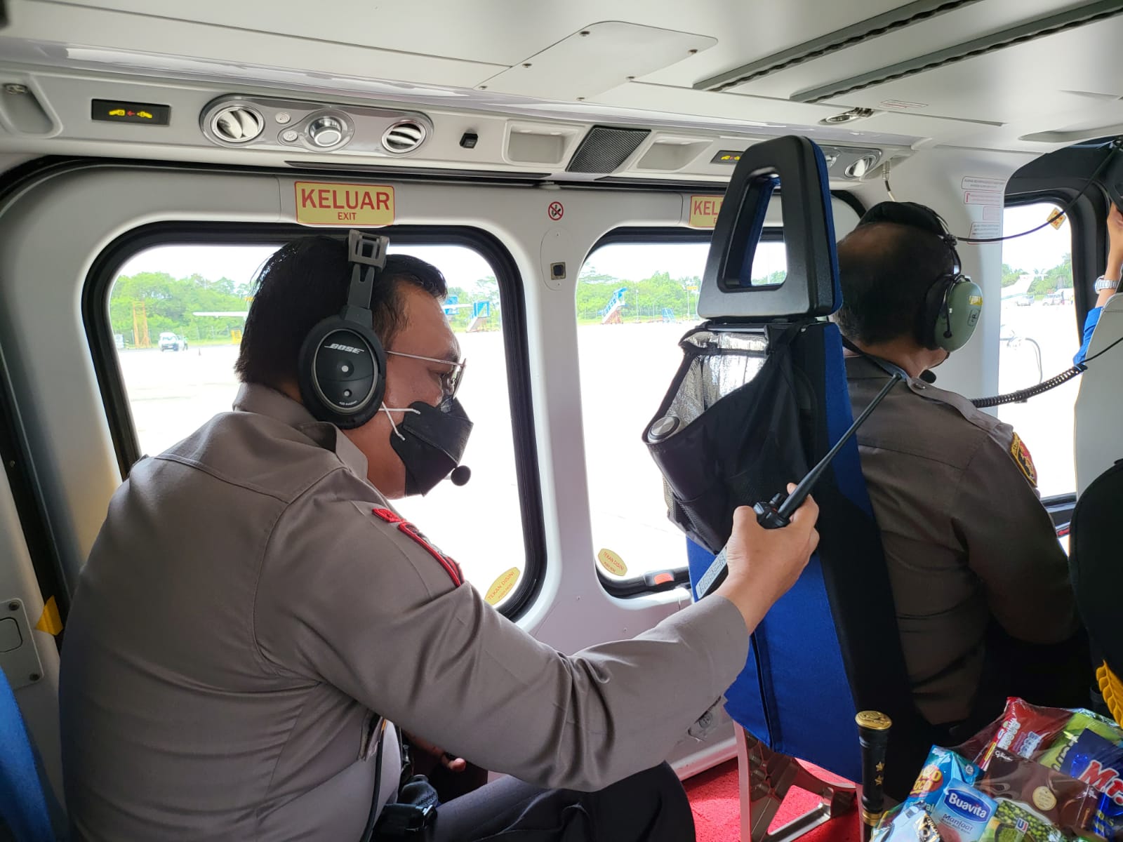 Kapolda Sumut Pantau Kebakaran Hutan di Samosir Dari Udara, Warga Diminta Jangan Membakar Lahan