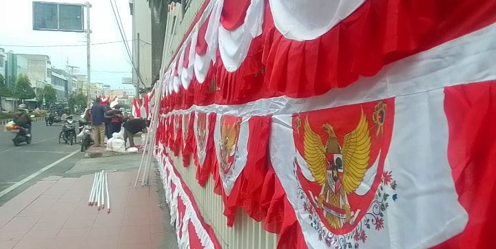 Jelang HUT Kemerdekaan RI, Penjualan Bendera Merah Putih di Binjai Meningkat