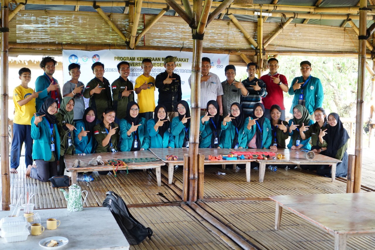 Dosen Unimed Laksanakan Kemitraan Masyarakat, Bentuk Pangkalan Olahraga di Desa Wisata Pematang Johar