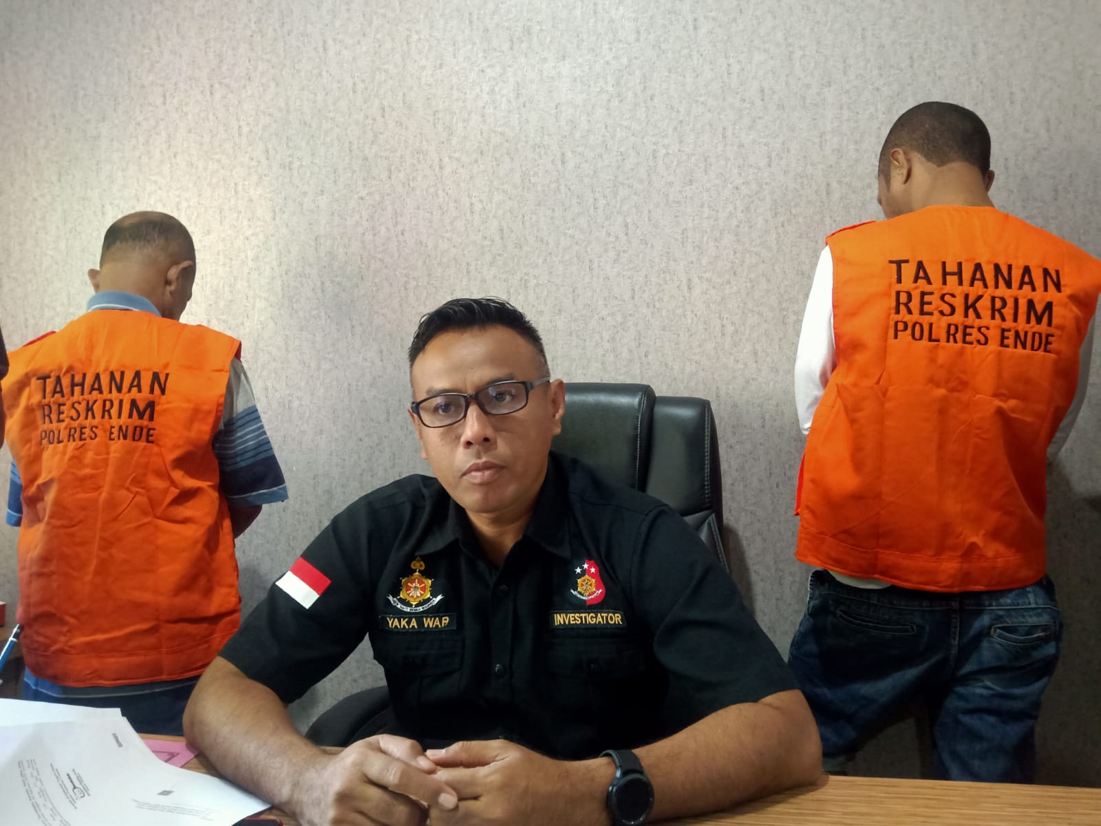 Polres Ende Tahan 2 Tersangka TPPO