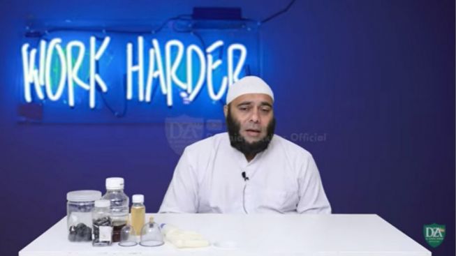 Tips Sehat Lenyapkan Bau Nafas dari dr.Zaidul Akbar