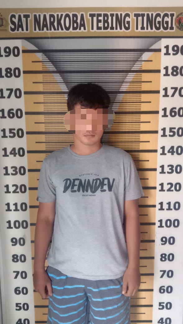 Lagi Asik Duduk di Taman Bunga Sambil Nunggu Pembeli, Pria di Tebingtinggi Ditangkap Polisi