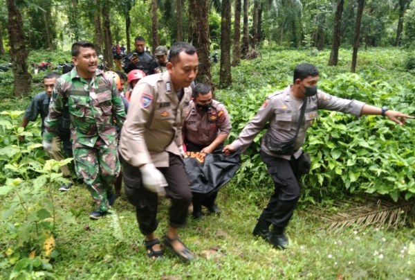 Tiga Hari Hanyut di Sungai Bah Bolon,Jasad Mahasiswa UMSU Ditemukan Mengambang