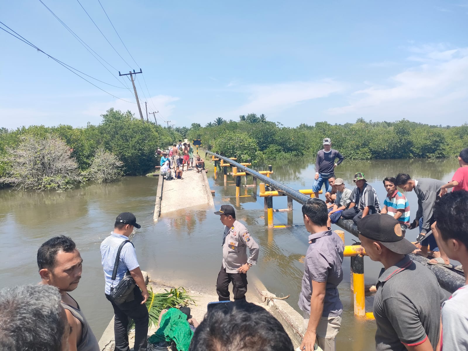 Diduga Terjatuh dari Jembatan Patah, Warga Brandan Barat Langkat Tewas