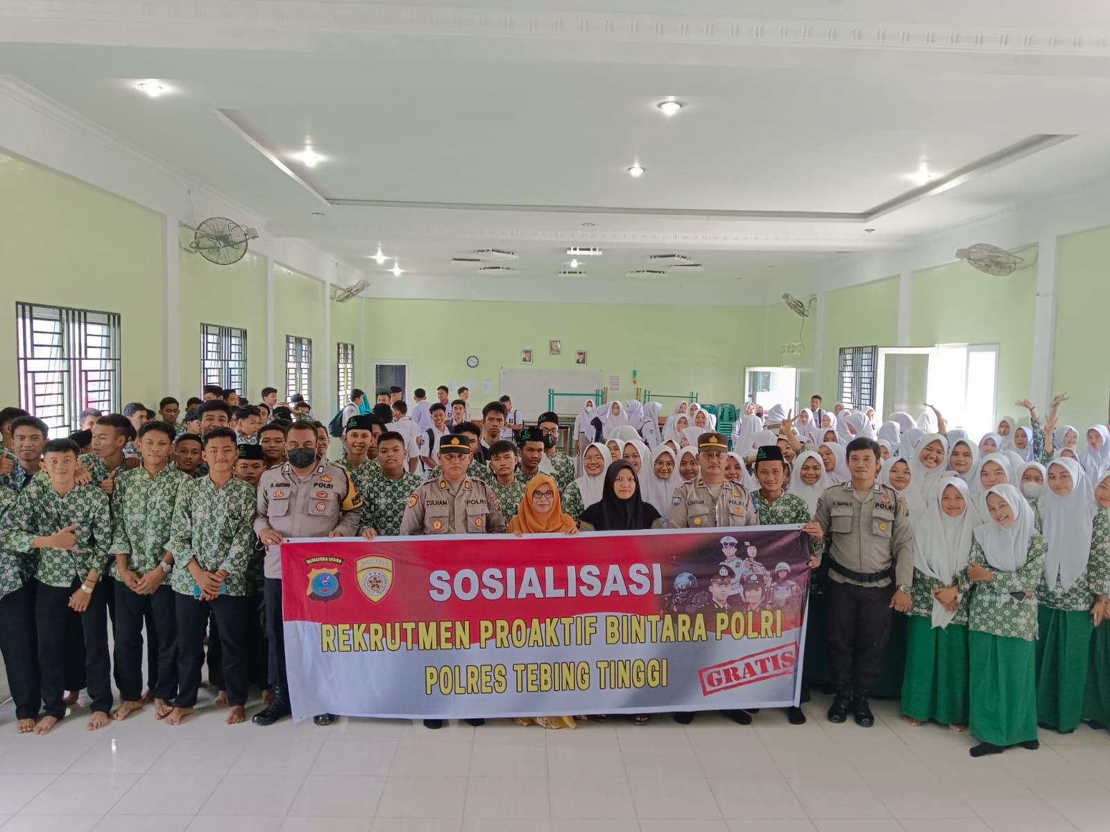 Polres Tebingtinggi Gelar Sosialisasi Penerimaan Capol di SMK dan Madrasah Aliyah Alwashliyah