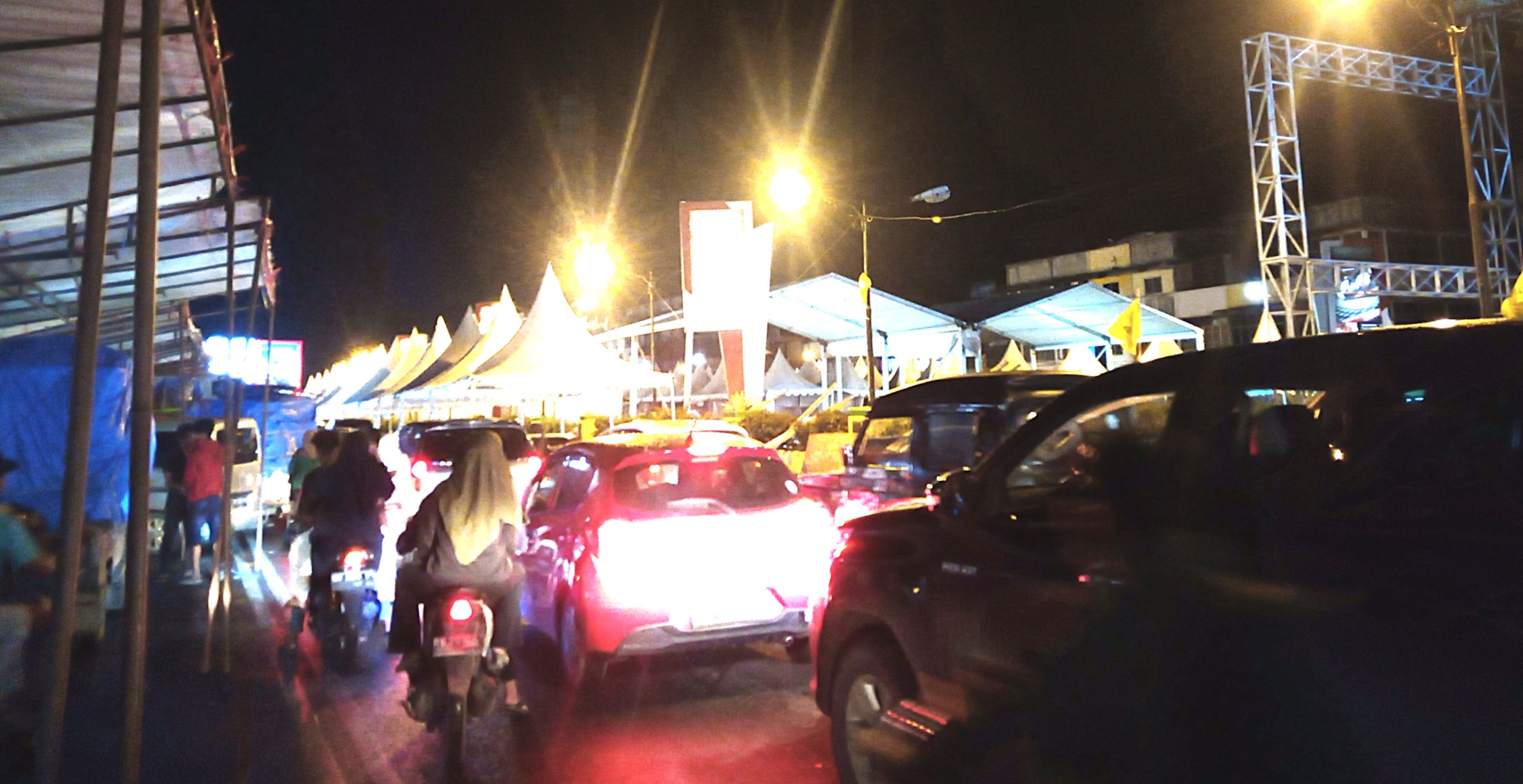 Parah! Bazar HUT Pemko Sidimpuan Bikin Macet Pusat Kota