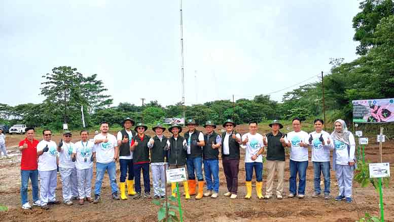 PJBI Tanam Ribuan Pohon di Area PLTA Batang Toru