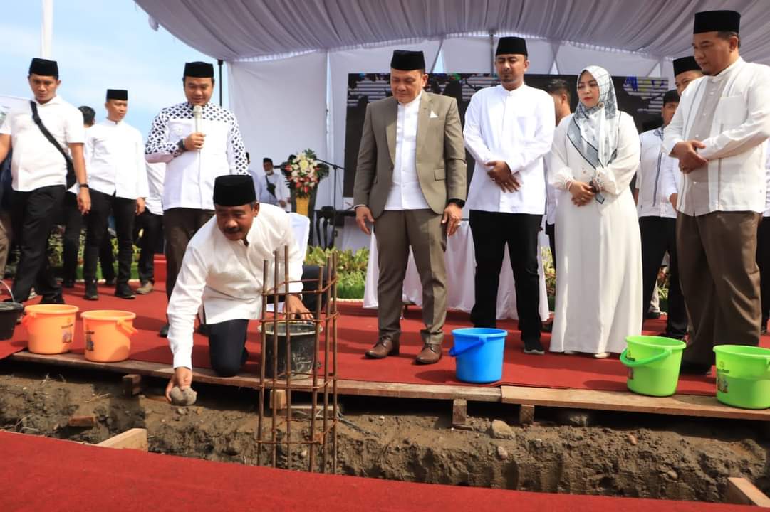 Wali Kota Binjai Lakukan Peletakan Batu Pertama Pembangunan Masjid Kota dan Gedung Al-Quran Center