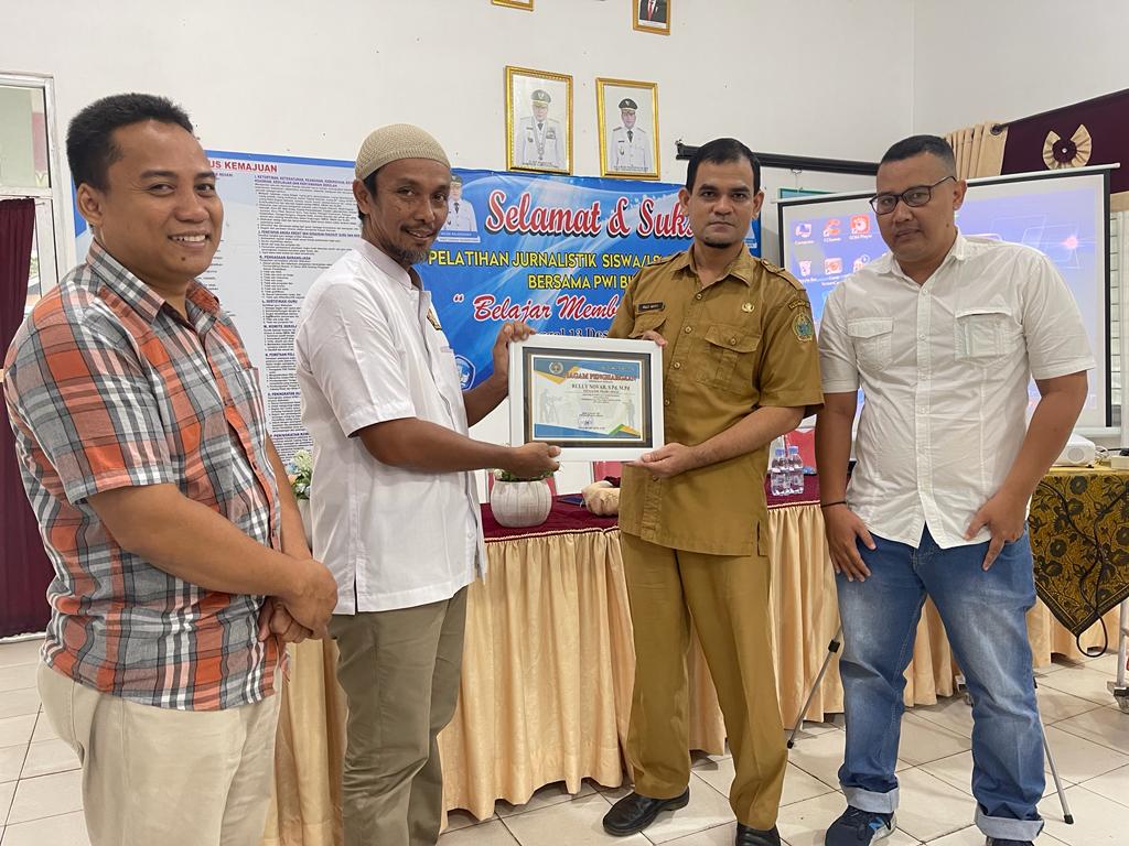 Kenalkan Dunia Jurnalistik, PWI Binjai Gelar Diklat di SMK Negeri 2