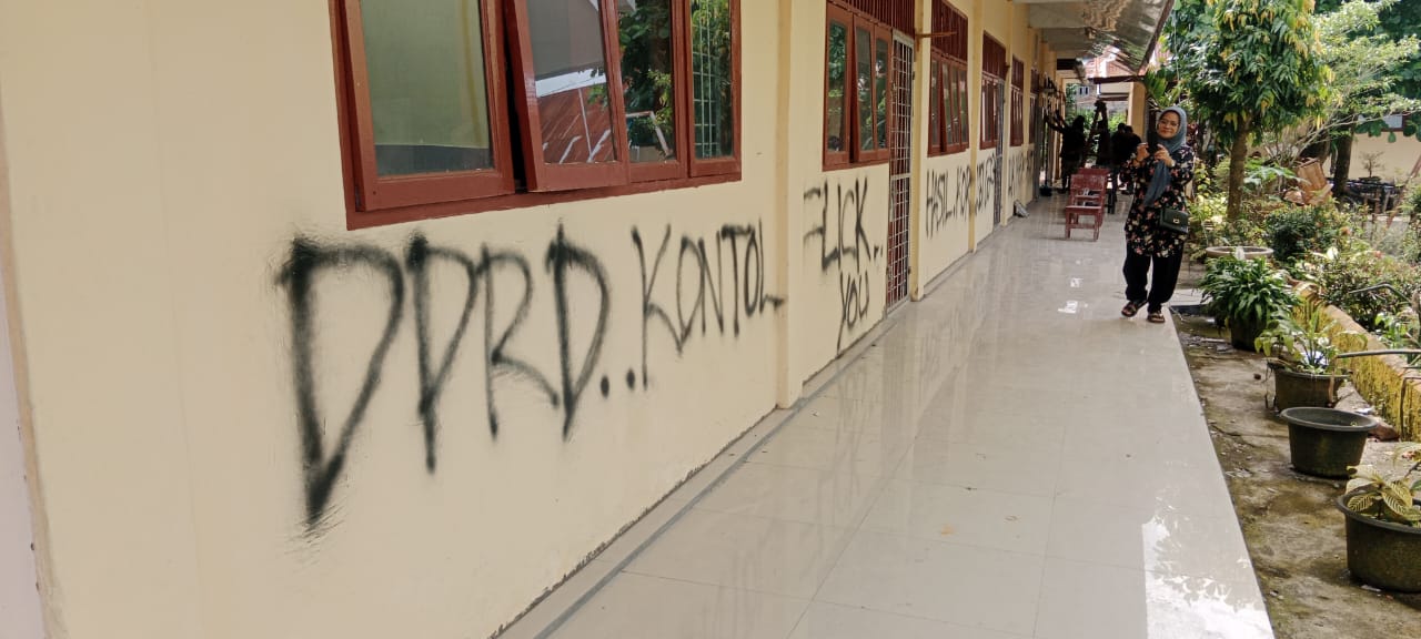 Gedung SD Negeri di Tebingtinggi Dirusak OTK