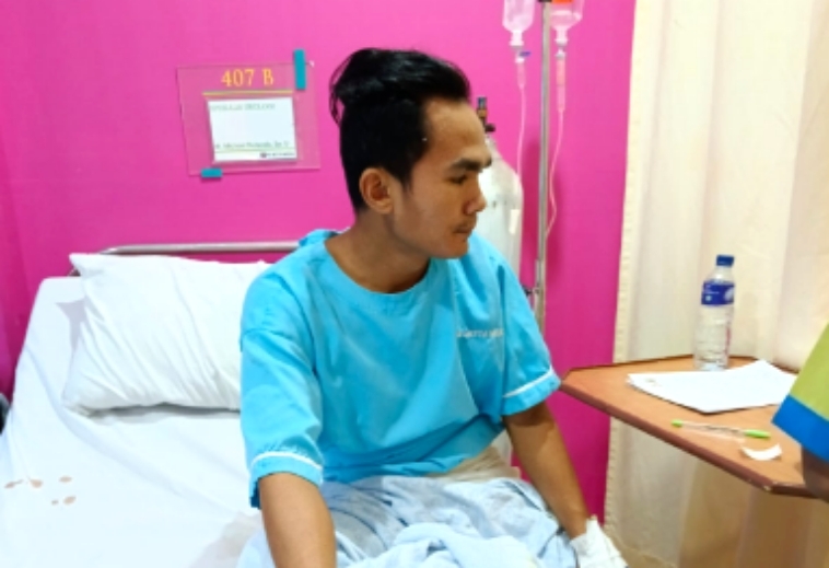 OMG! Pria Yang ‘Lato-latonya’ Nyaris Putus Disayat Selingkuhannya Sudah Bisa Bergerak