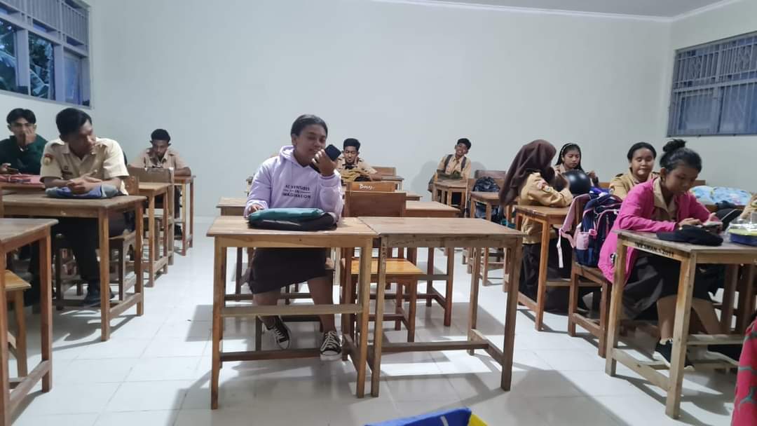 Siswa SMA di Kupang Tolak Masuk Sekolah Jam 5 Pagi