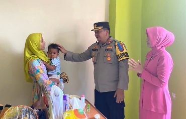 Ini Baru Paten! Kapolres Padangsidimpuan Jeguk Ikrar Ajaki Dan Berikan Bantuan