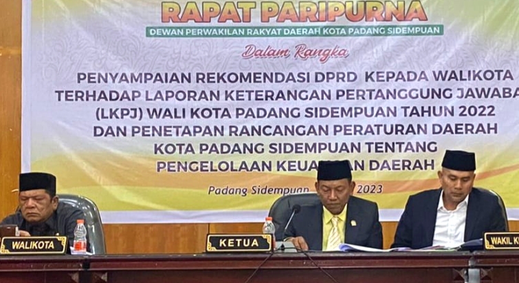 Jelang Akhir Masa Jabatan, DPRD Sidimpuan Kritisi Kinerja Walikota Irsan