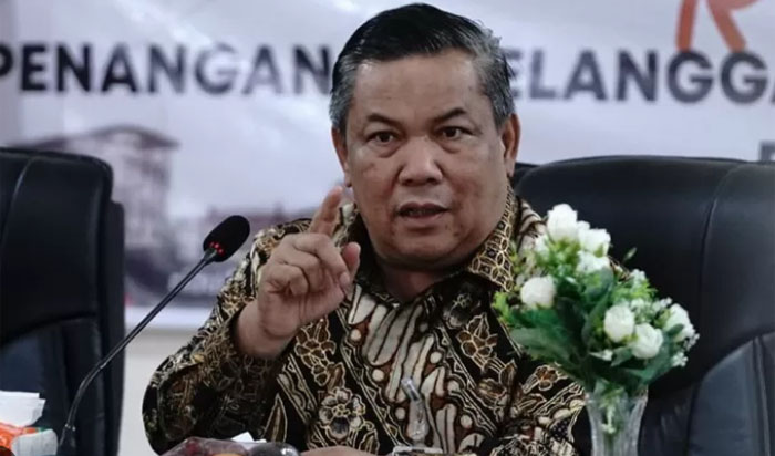 Bakal Dipanggil KPK Lagi, Sekda Riau Bungkam saat Ditanya Wartawan