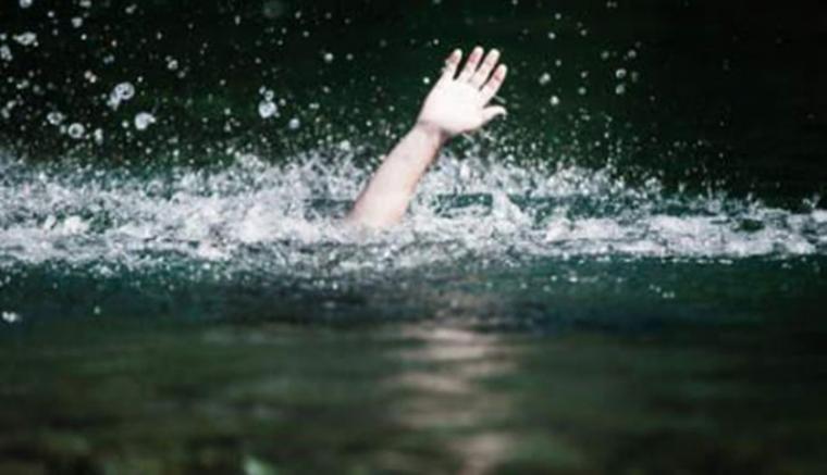 Dua Remaja Tenggelam di Danau Toba, Nekat Lompat Dari Kapal