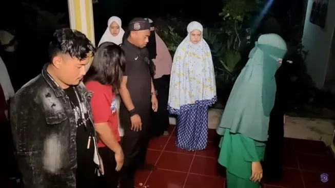 Viral! Video Wanita Jadi Imam di Pesantren di Langkat, MUI Langsung Turun Tangan