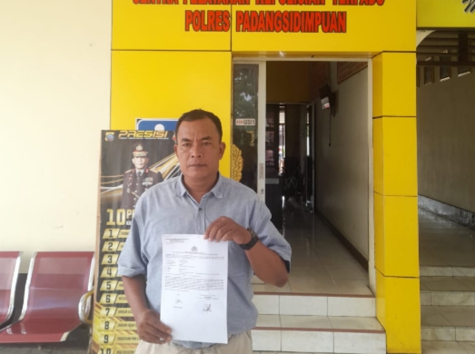 Sah, Kadis Pendidikan Sidimpuan Dilaporkan Perampasan Handphone Wartawan