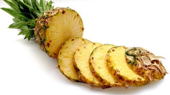 7 Manfaat Buah Nanas: Tingkatkan Imun dan Jaga Kesehatan Jantung