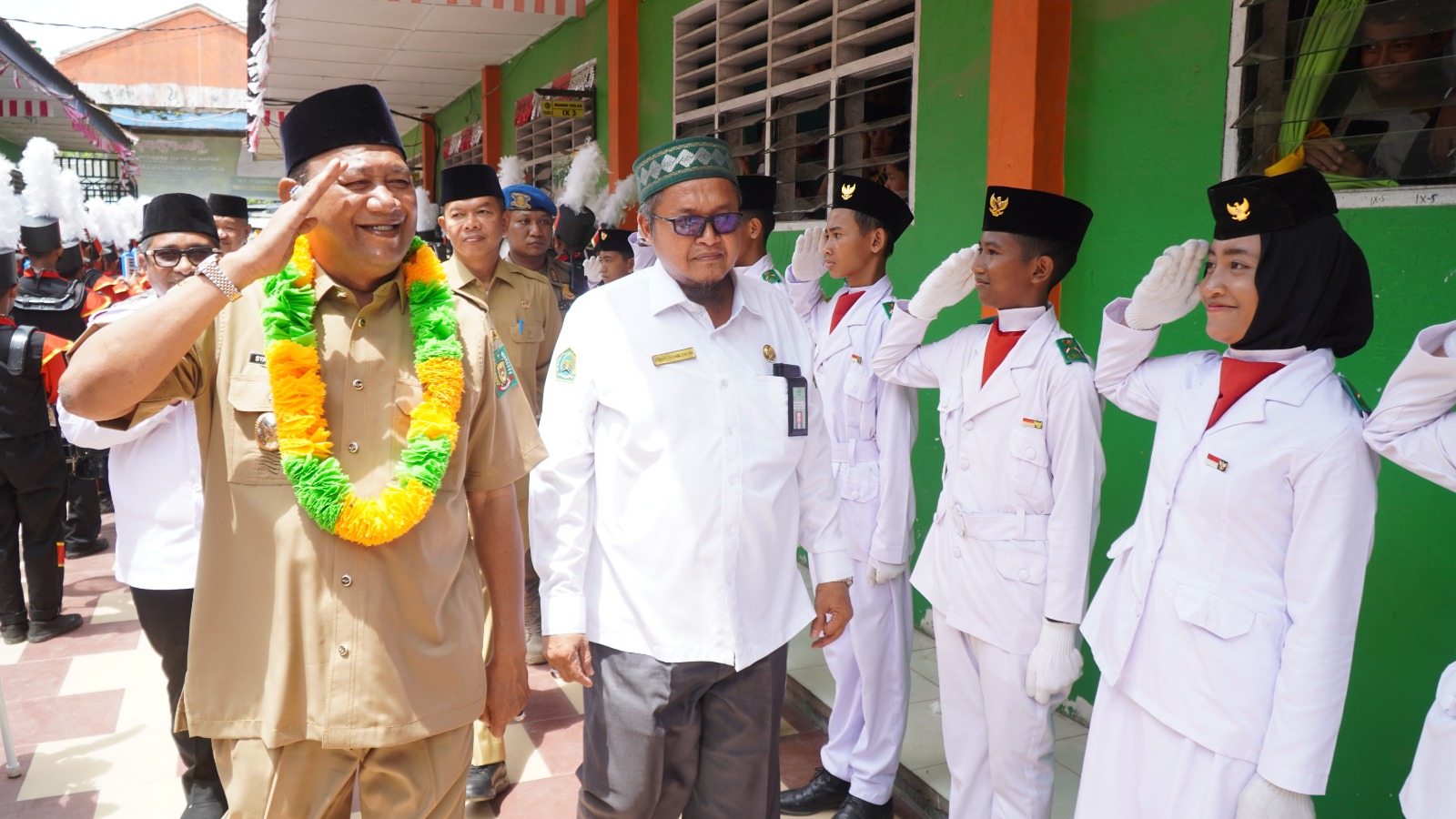 Resmikan Musholla MTs N 3 Langkat, Syah Afandin Didoakan Terus Jadi Pemimpin Amanah