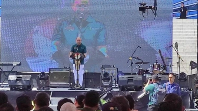 Viktor Laiskodat Bikin Kontroversi Lagi! Sebut Orang Miskin Banyak Makan Nasi