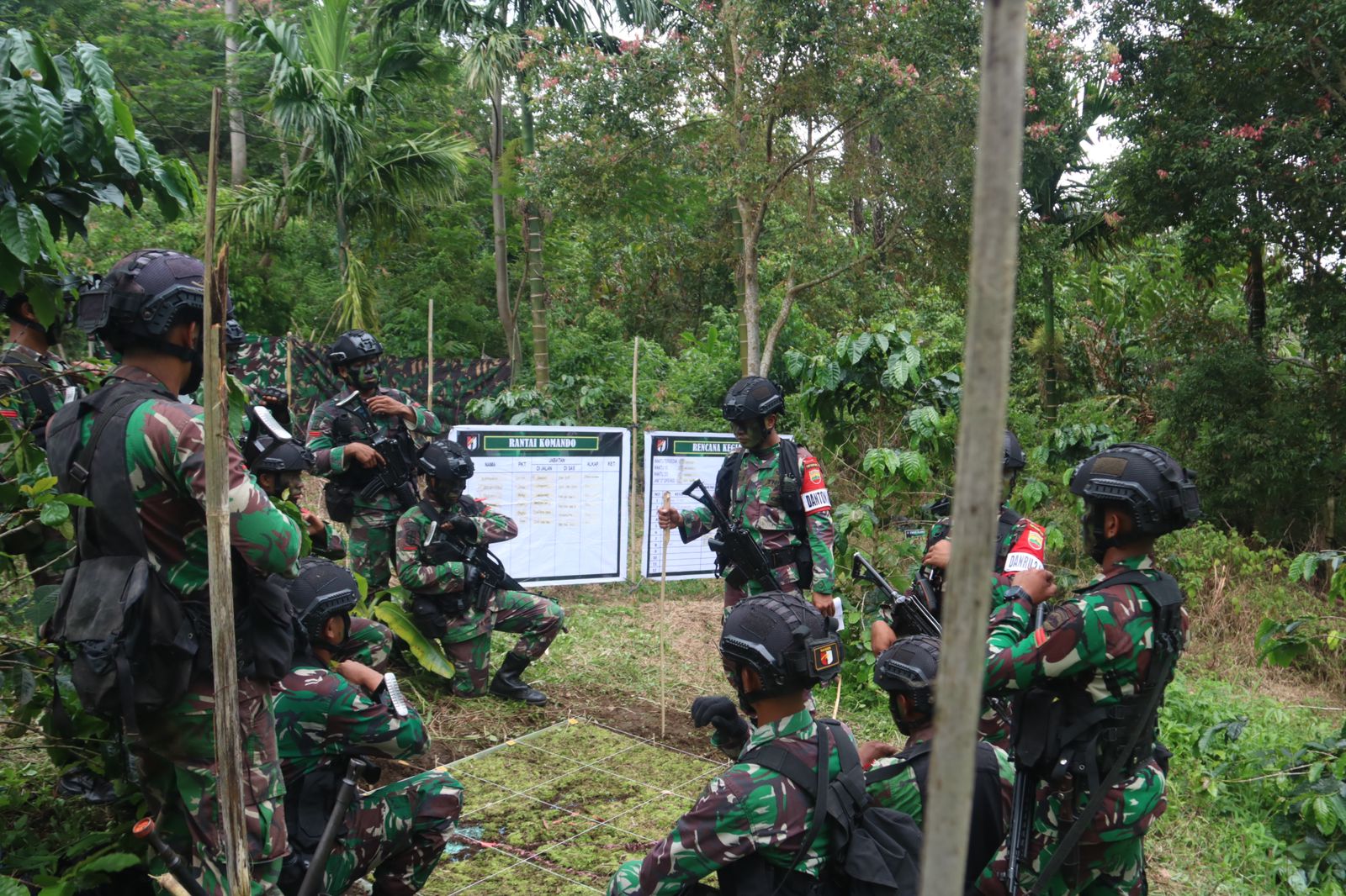 Danyon Raider 100/PS Selengarakan Latihan Tempur Tingkat Peleton