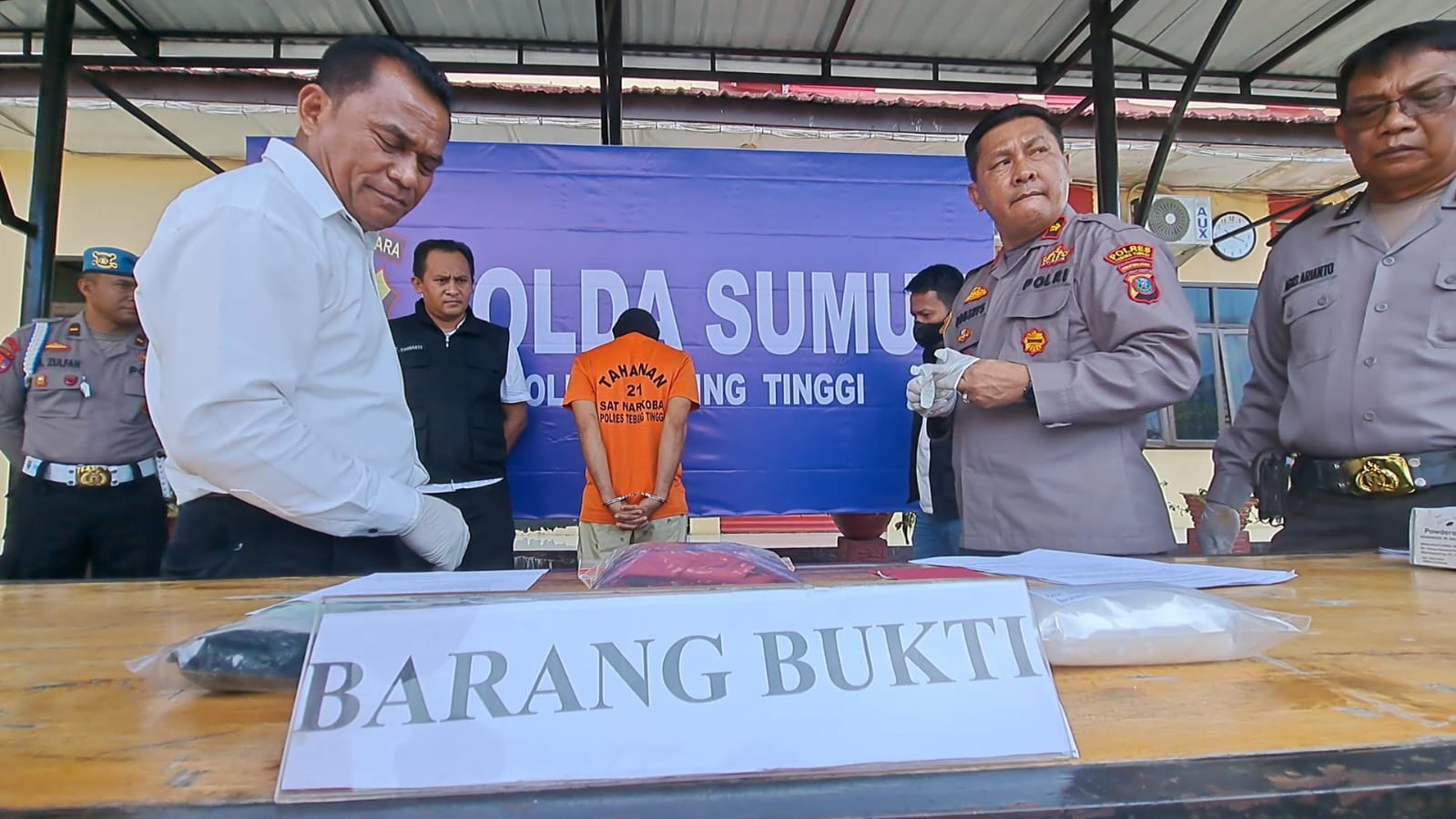 Bandar Narkoba Berserta Barang Bukti 196,36 Gram Sabu Diamankan Sat Narkoba Polres Tebingtinggi