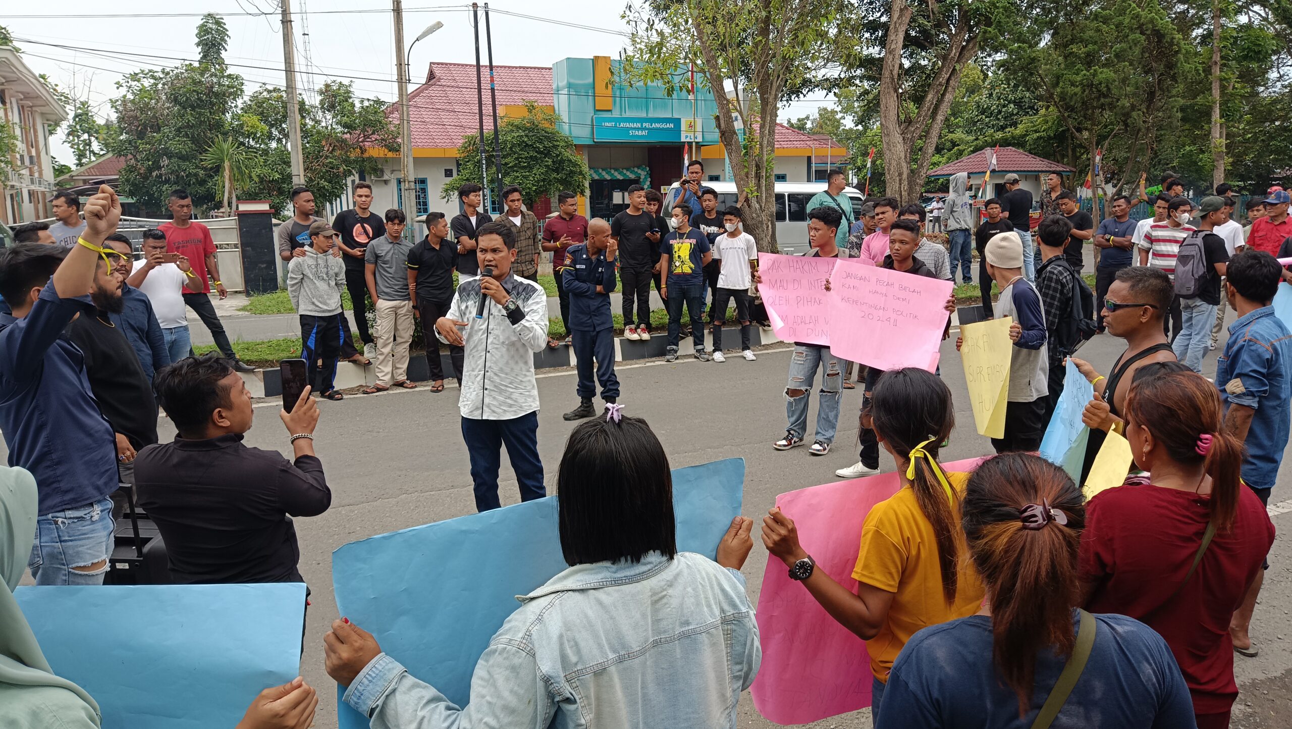 Gelar Unjukrasa, Masyarakat Religius Minta PN Stabat Adil dan Tidak Diintervensi