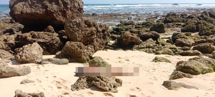 Walau Membengkak, Polisi Tak Temukan Tanda Kekerasan pada Dua Jenazah Pria yang Ditemukan di Pantai