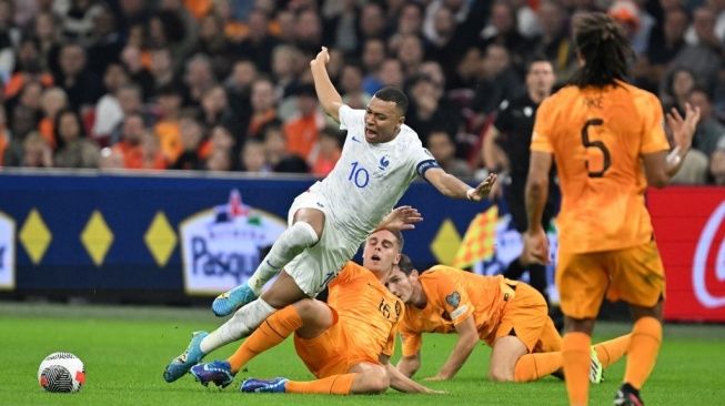 Hasil Kualifikasi Euro 2024 Belanda vs Prancis: Mbappe Brace, Les Bleus Amankan Satu Tiket