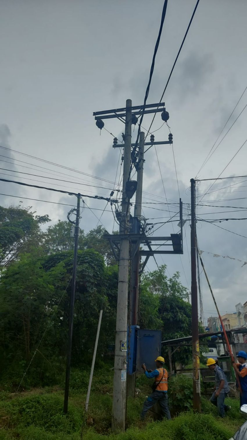 Antisipasi Tiang Roboh, PLN Lakukan Pemeliharaan Darurat