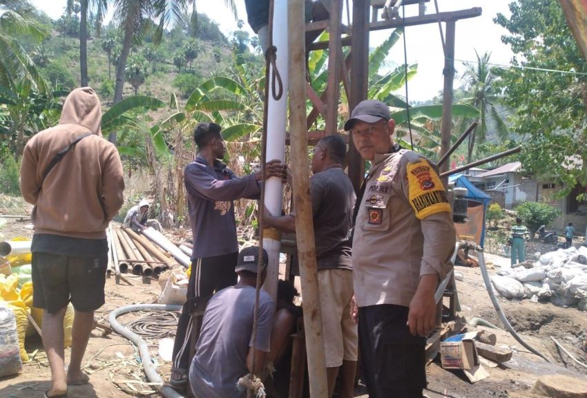 Bahagianya Masyarakat Pulau Palue-NTT Menikmati Bantuan Sumur Bor Kapolri dan Ketua Umum Bhayangkari