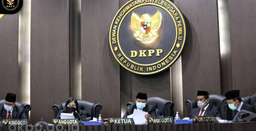 Kepsek Dan Caleg di Padangsidimpuan Dilaporkan ke DKPP Akibat Kampanye di Sekolah