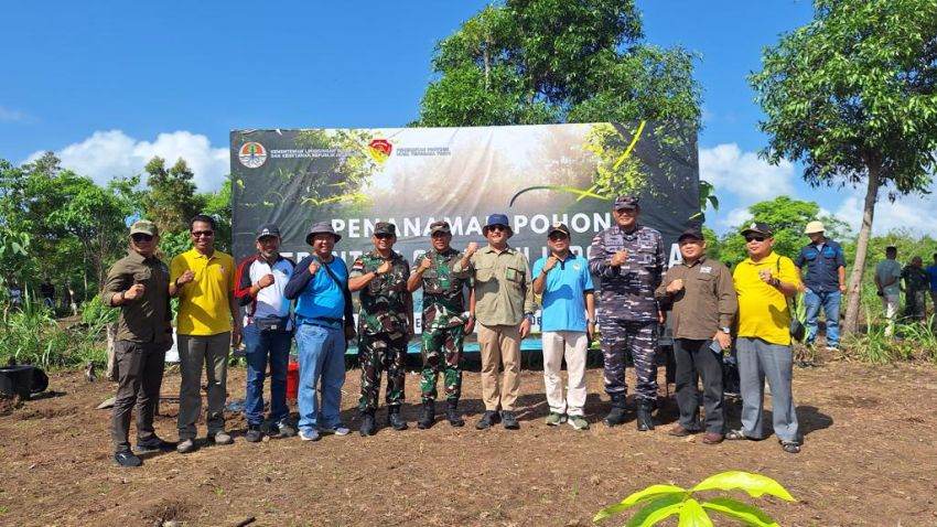 Ribuan Anakan Pohon Ditanam di KHDTK Oilsonbai Kupang