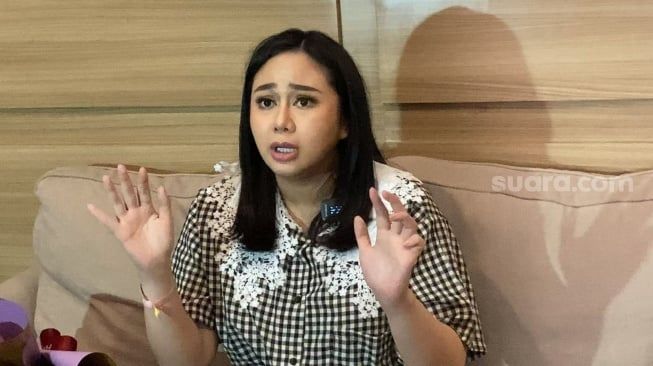 Denise Chariesta Jadi Tersangka Kasus Pencemaran Nama Baik Razman Arif Nasution, Diperiksa Pekan Depan