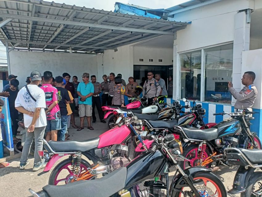 Polres Kupang Amankan Sembilan Unit Sepeda Motor RX King saat Operasi Lalu Lintas