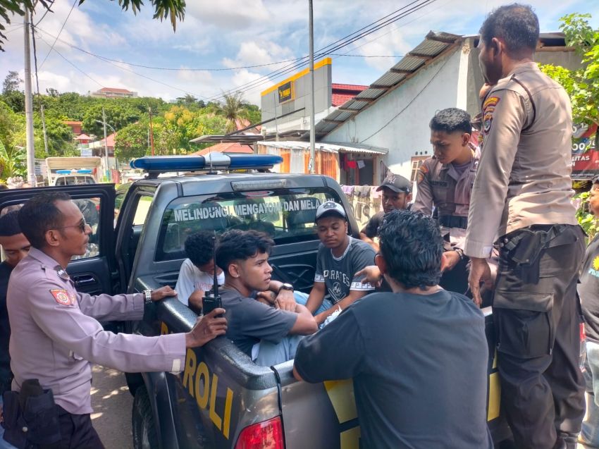 Anggota TNI AD Dikeroyok Sekelompok Pemuda, Polisi Bekuk 5 Pelaku