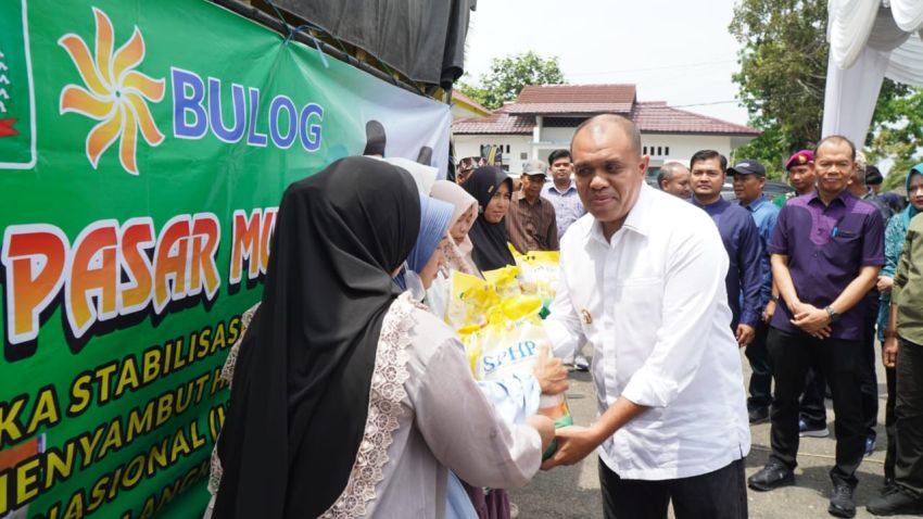 Antisipasi Inflasi Jelang Ramadhan, Faisal Hasrimy Gelar Gerakan Pasar Murah di Kecamatan Sei Lepan