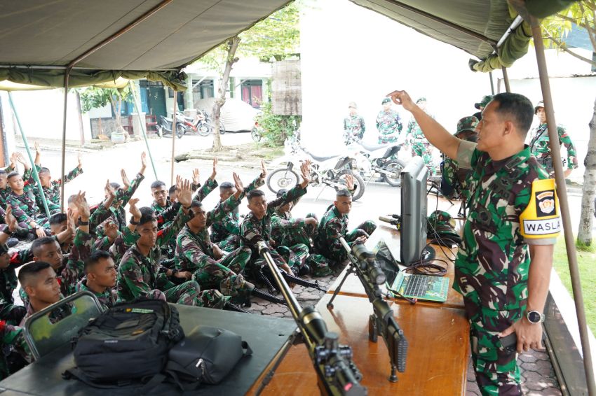 Aslat KSAD Tinjau Kesiapan Pasukan Yonif Raider 500/Sikatan