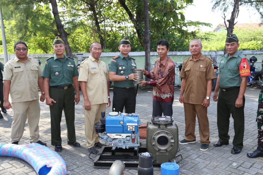 Kelompok Tani di Empat Kecamatan Terima Bantuan dari Kodim Lamongan