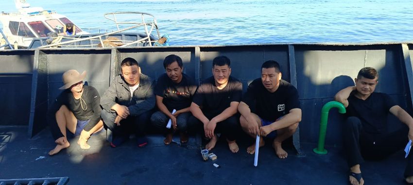 Kapal Tanpa Nama dan WNA Asal Cina Diamankan di Perairan Teluk Kupang